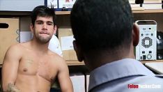 Reproducir ¡Duele cuando el negro la clava por detrás!