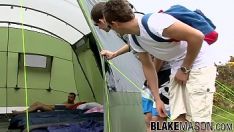 Play They see a boy in the tent and they enter ..