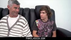 Redă Bătrânul din porno gay care se dă cu tineri foarte excitați