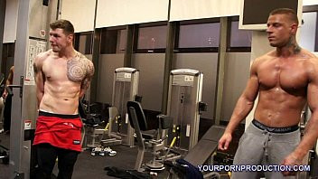 Play That's how hard these gay guys train in the gym