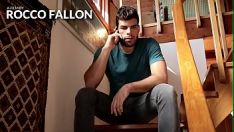 Abspielen Zay Hardy macht ein sehr interessantes Geschenk