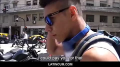 Jouer L'aventure Bareback Bareback d'un minet latino à court d'argent
