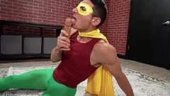 Redă Catman" și "Boy Wonder" în Kinky Gay Roleplay la ManUpFilms - Fetiș, Big Cock, Rimming, Bareback