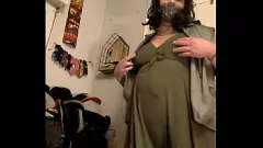 Reproduzir Striptease cruzada de Jinna em lingerie e meias