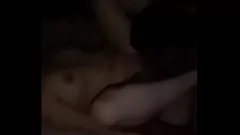Jouer La femme amateur donne à mon mari une pipe torride - lesbienne, orale et l'orgasme amusant