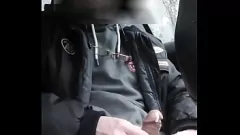 Abspielen Petite Cock Handjob Cumshot auf einer Raststation - schwule Amateurausstellung