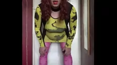 Reproducir Sesión intensa de masturbación de Bisexual Crossdresser - Cumshot en la mano