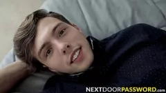 Afspelen Gespierde gay studs Christian Bay en Paul Canon in een rauwe negenenzestig