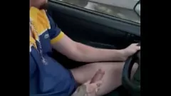 Riproduci Hot Gay Blowjob: nuovo assolo dilettante con cazzo mostruoso in macchina