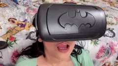 Riproduci Ho sorpreso mio nipote a guardare il porno VR e ne ho approfittato per scopargli il culo stretto