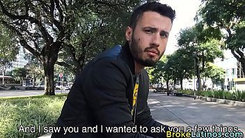 Reproduzir Eu peço a um turista para foder por dinheiro e andar leva ...
