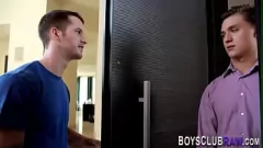 Redă Quentin Gainz și Grayson Fabre într-o muie de amatori gay crud, hardcore și o sesiune anală fără spate, care se termină cu o esperma fierbinte