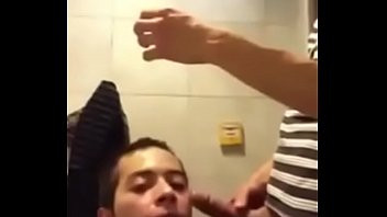 Reproduzir Foda gay brasileira com homens em sexo bareback