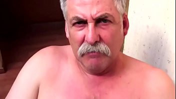 Afspelen Opa Handjob Cumming Zeer Leitinho