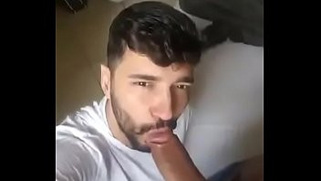 Reproducir El actor tom fred sabe la polla de un joven