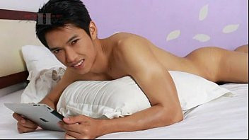 Play What rich and hairy cocks these asians have.