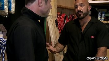 Redă Curățenie de angajați la naiba