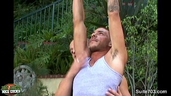 Play The exercises that your friend does make him horny