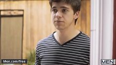Reproduzir Ele é um homem casado, mas conhece jovens de vinte e poucos anos para foder