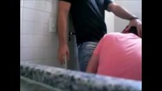 Riproduci Mangiando il cazzo di un perfetto sconosciuto