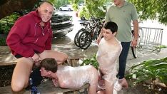 Abspielen Die Prüfungen und die Trübung einer College-Frat