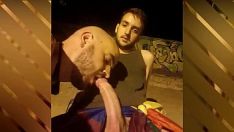 Reproducir Hicieron unas mamadas en el orgullo gay de sevilla